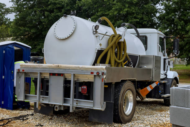 Porta potty delivery and setup in Emporia, KS